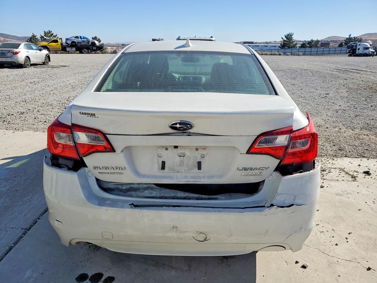 2016 SUBARU Legacy