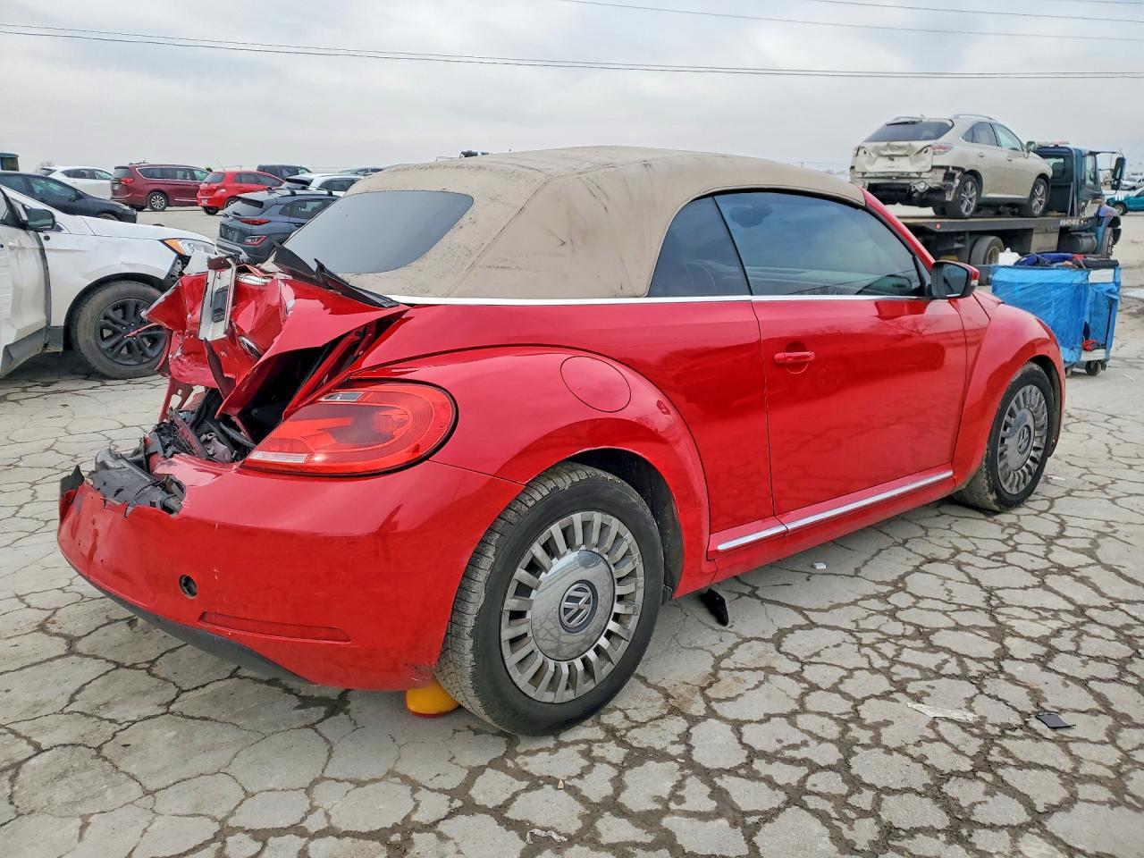 2016 VOLKSWAGEN Beetle