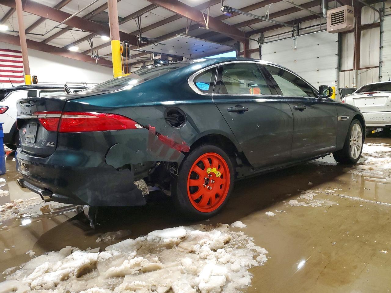 2017 JAGUAR XF