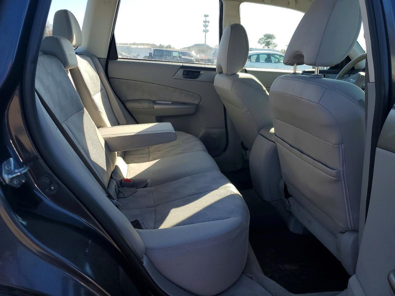 2010 SUBARU FORESTER
