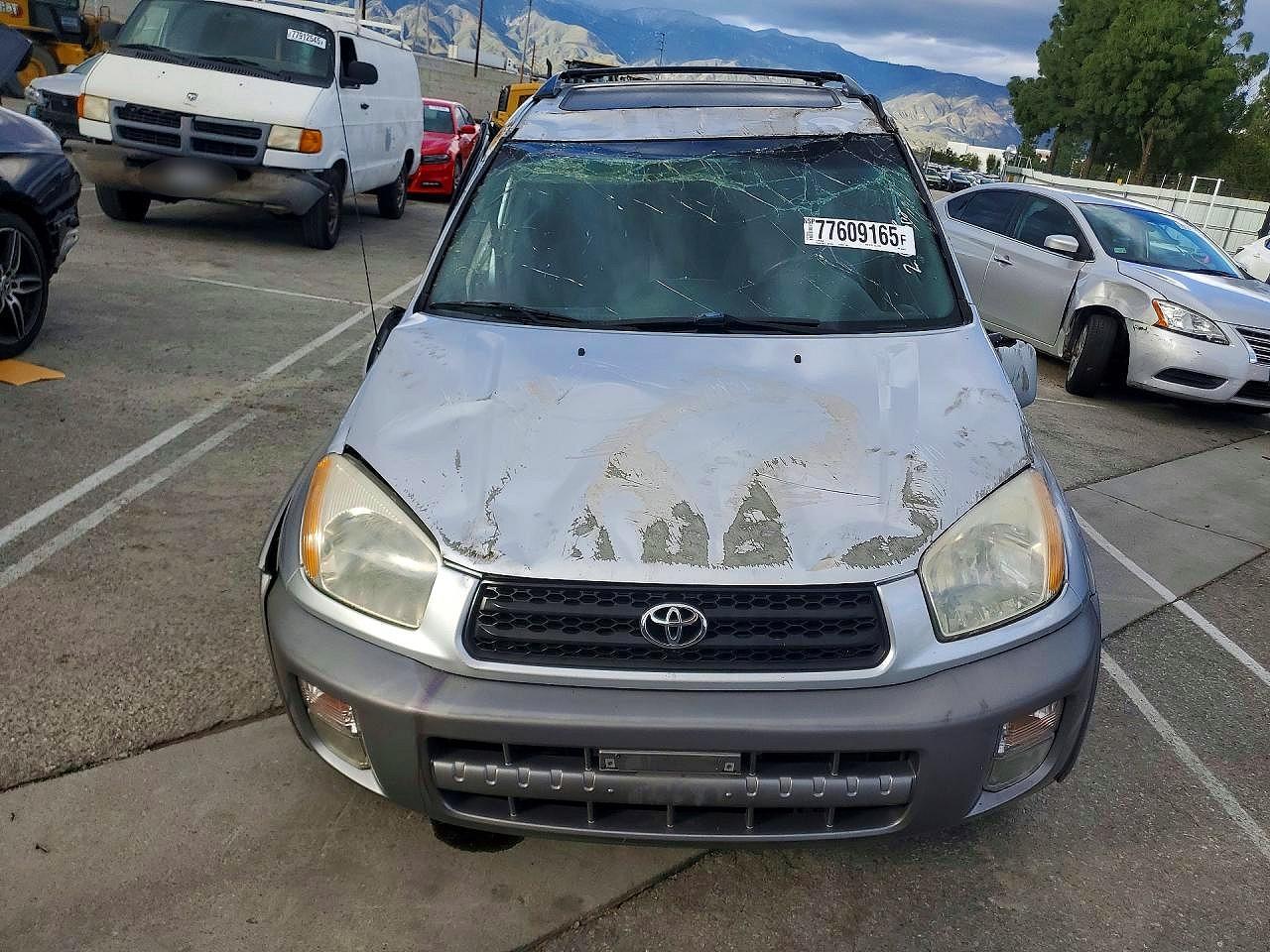 2001 TOYOTA RAV4