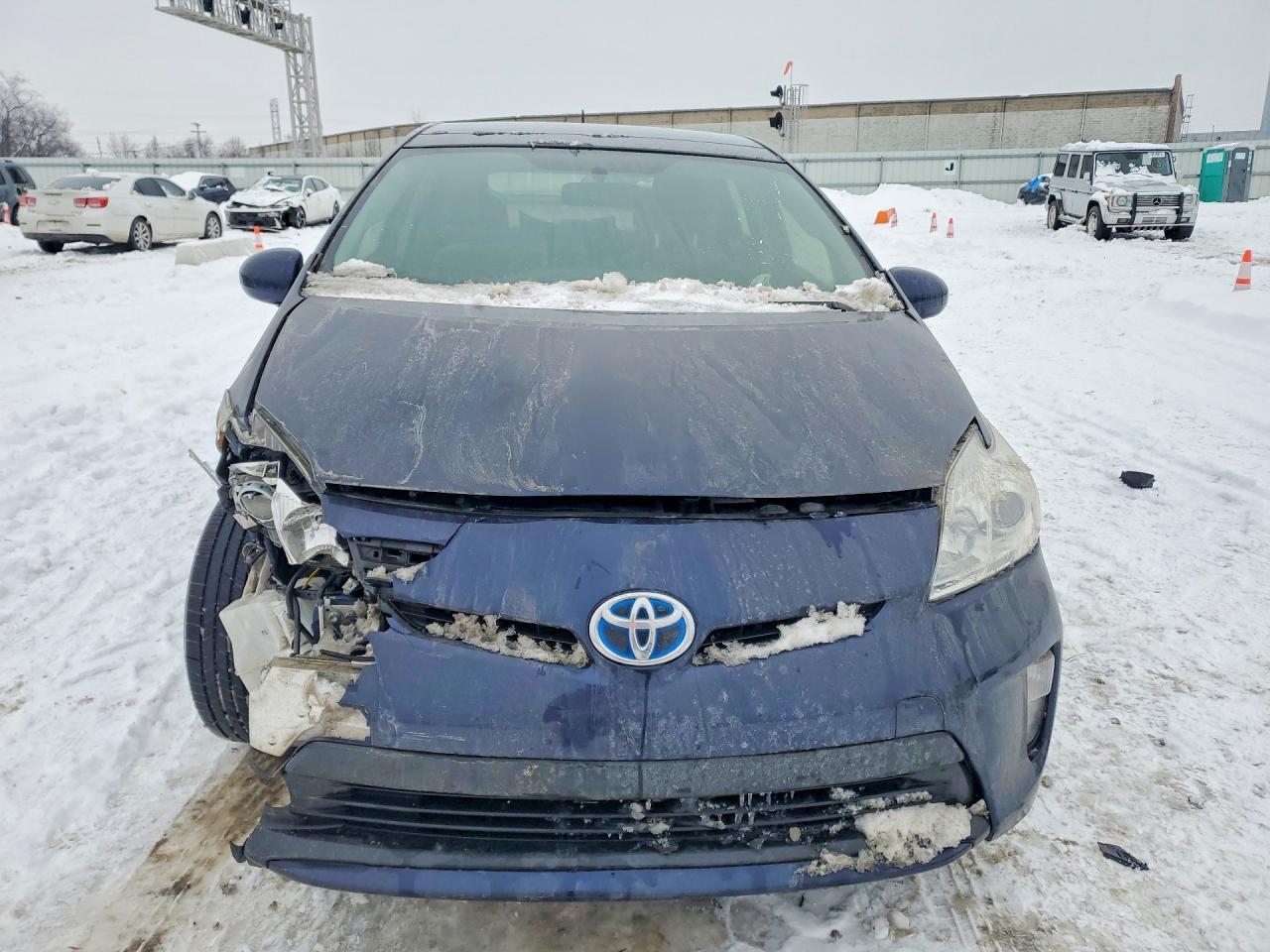 2015 TOYOTA PRIUS