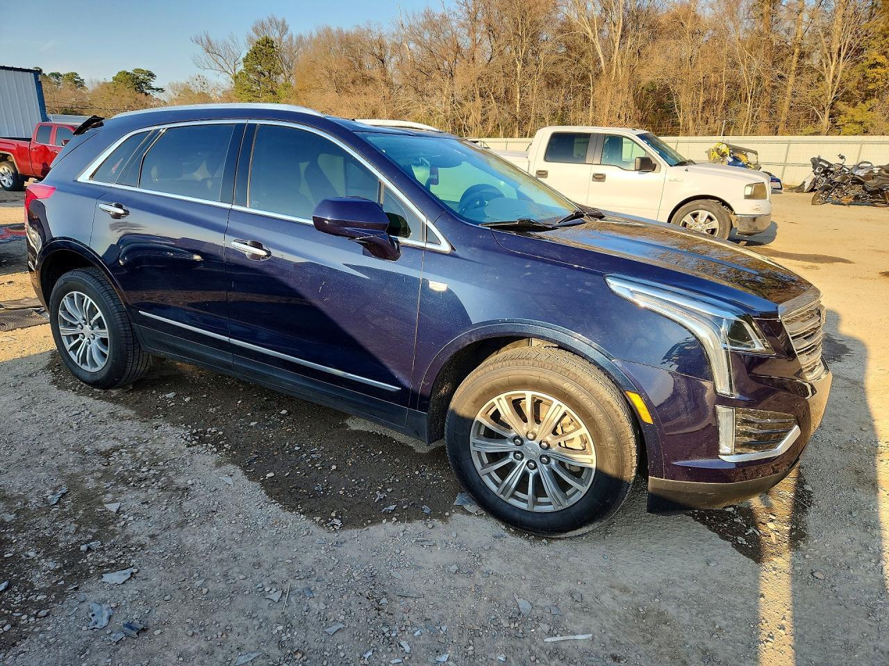 2017 CADILLAC XT5