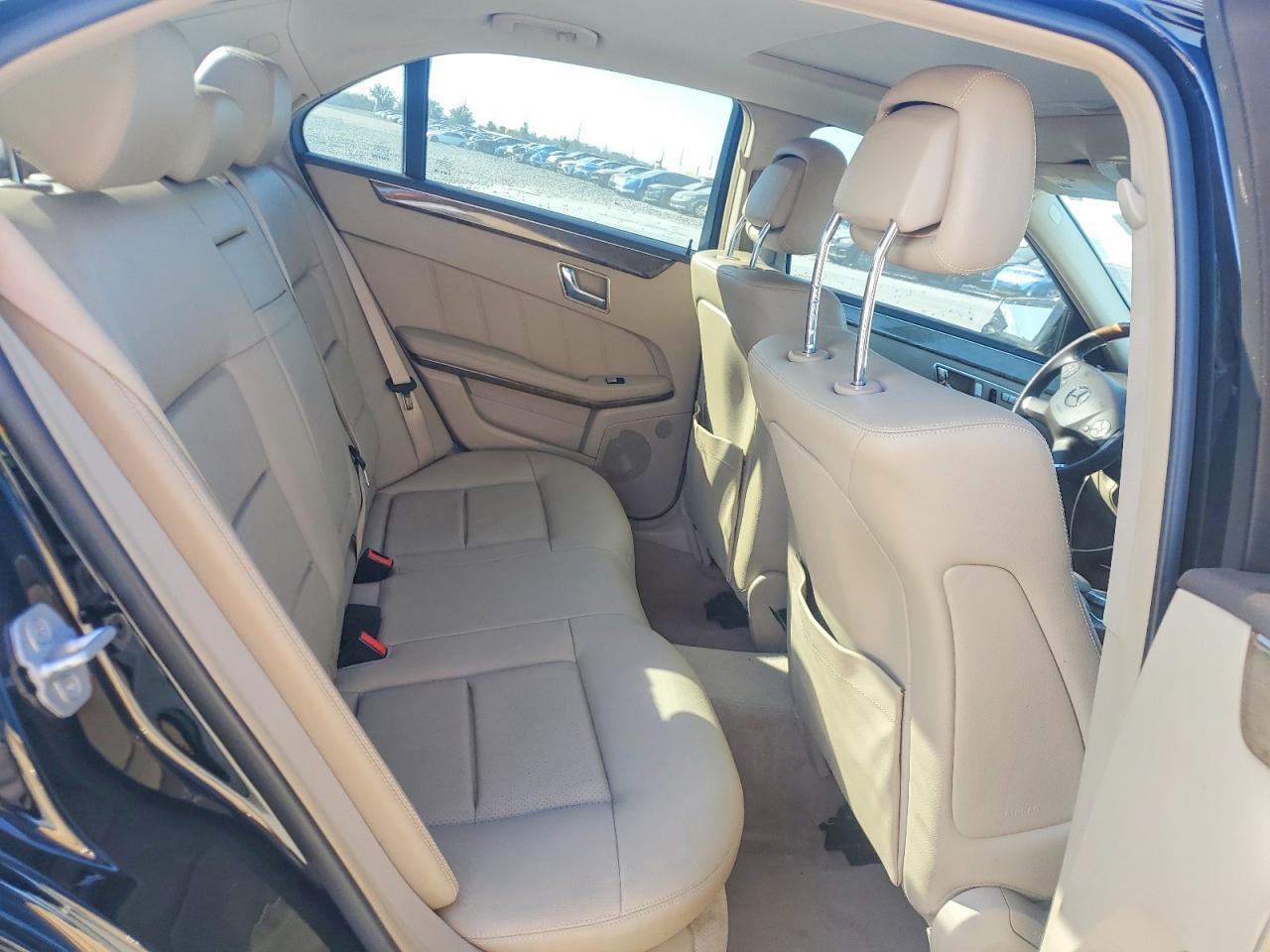 2011 MERCEDES-BENZ E-Class