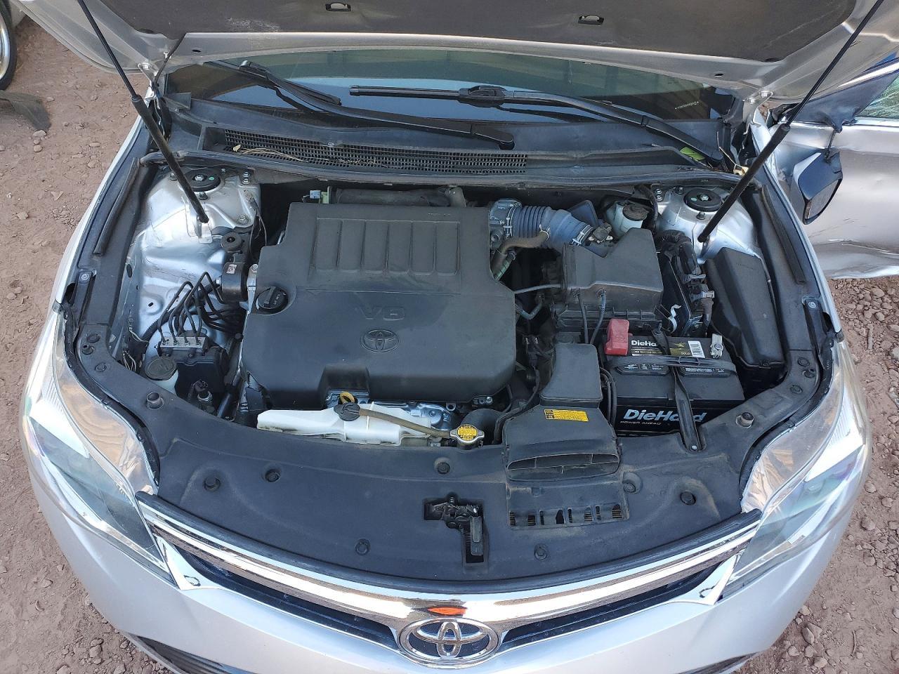 2013 TOYOTA Avalon