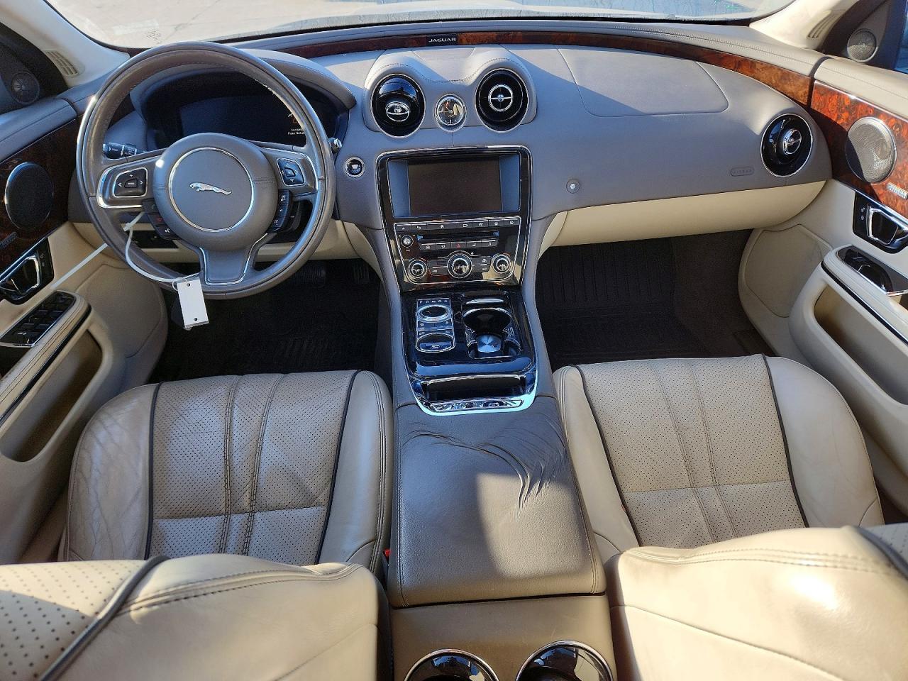 2016 JAGUAR Xj-Series