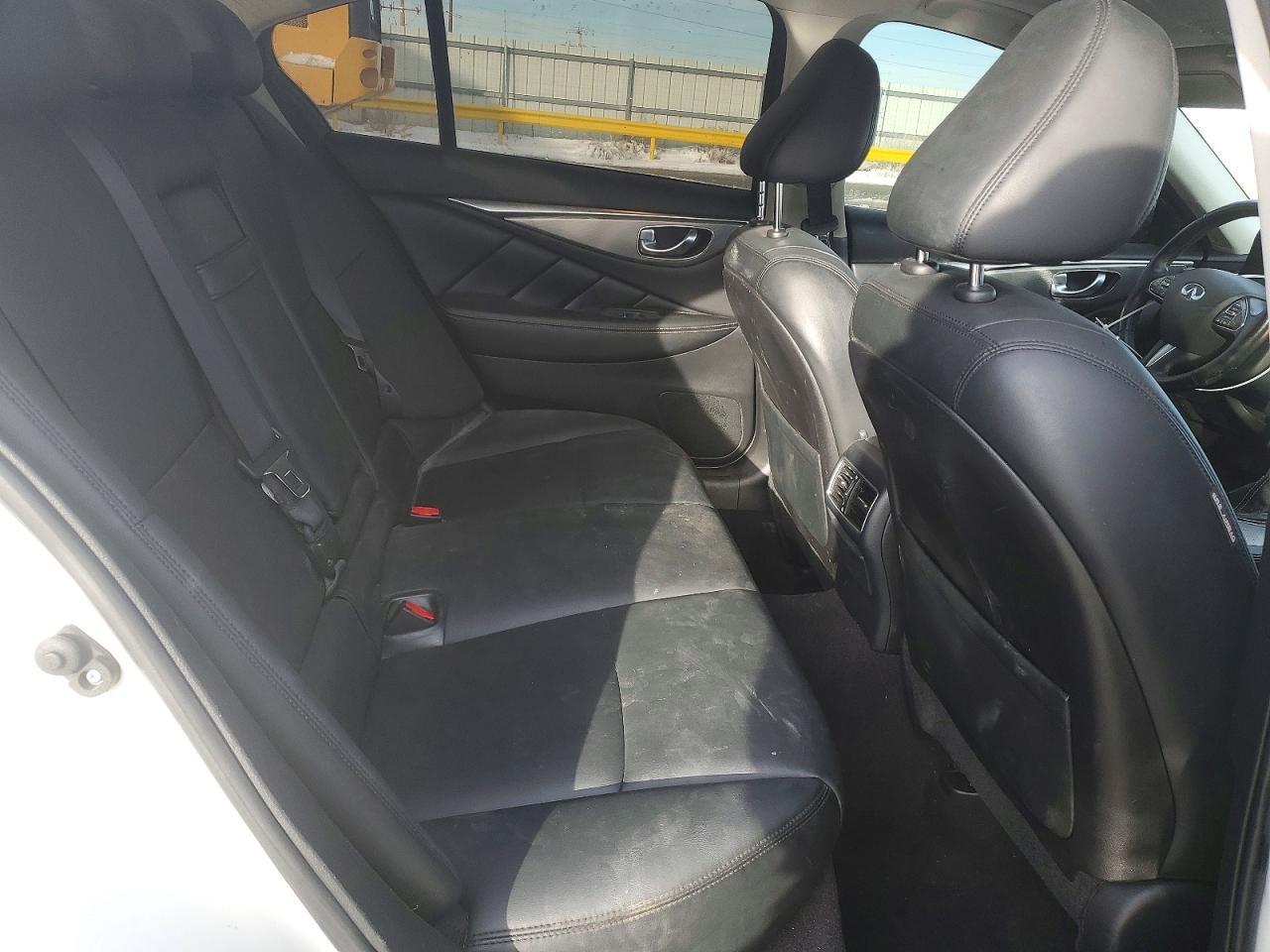 2017 INFINITI Q50