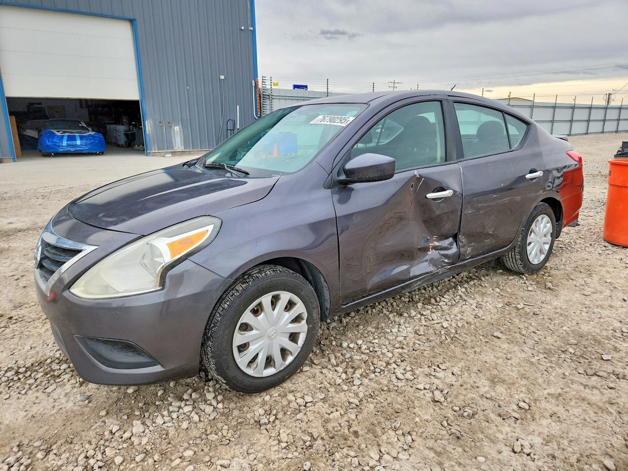 2015 NISSAN VERSA