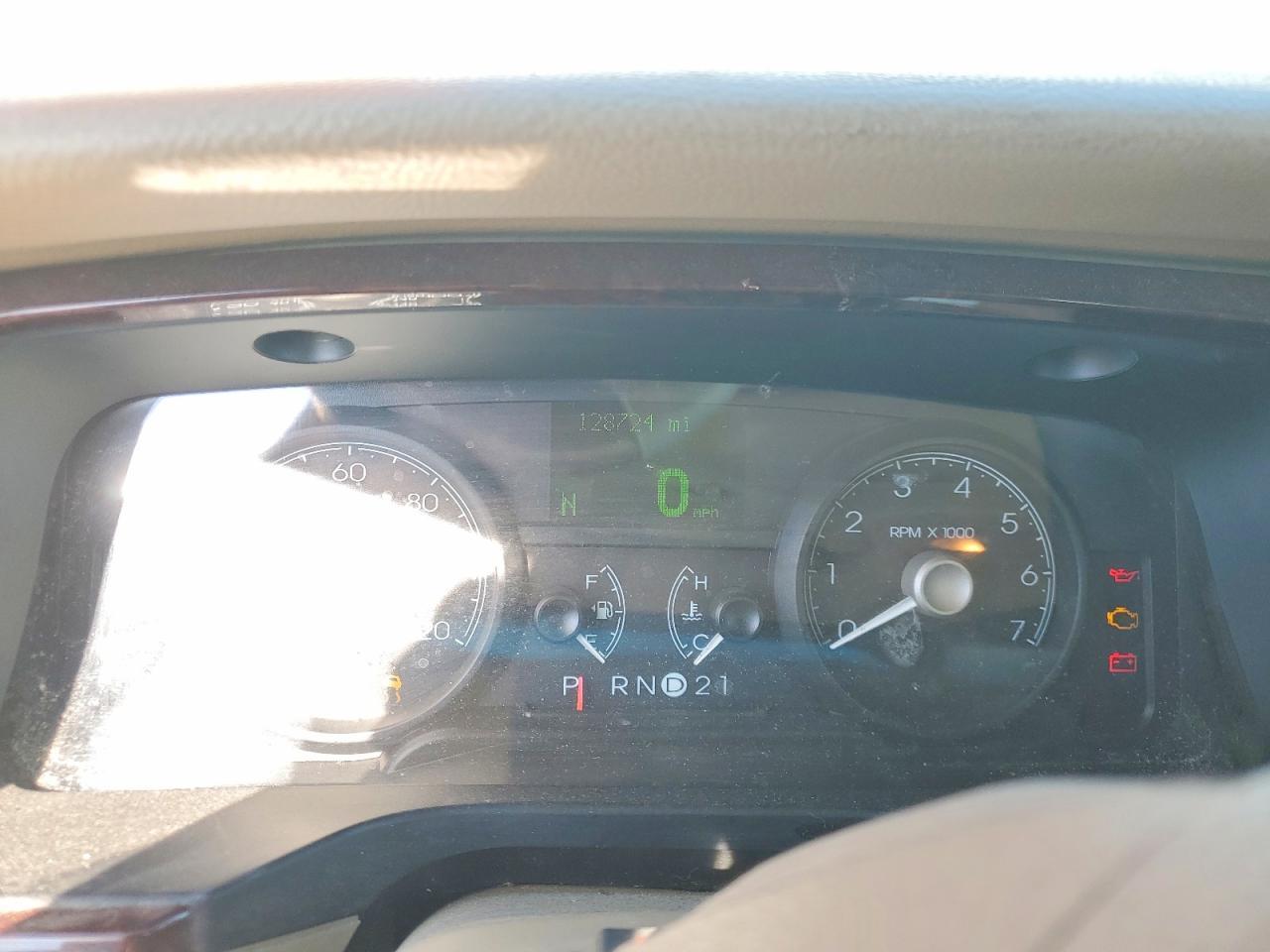 2007 LINCOLN Town Car