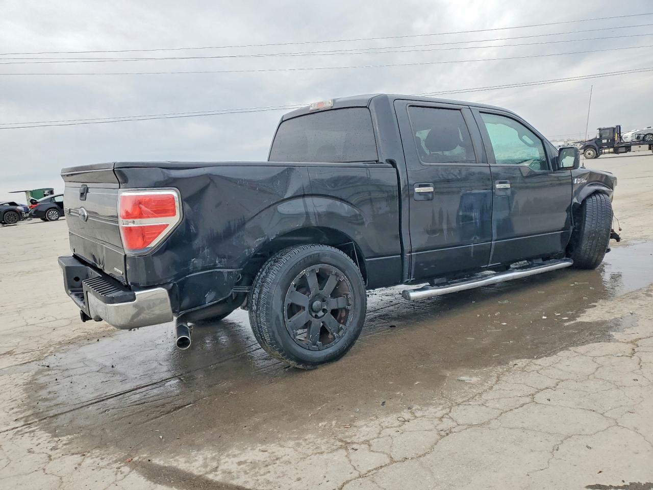 2013 FORD F-150 Lightning