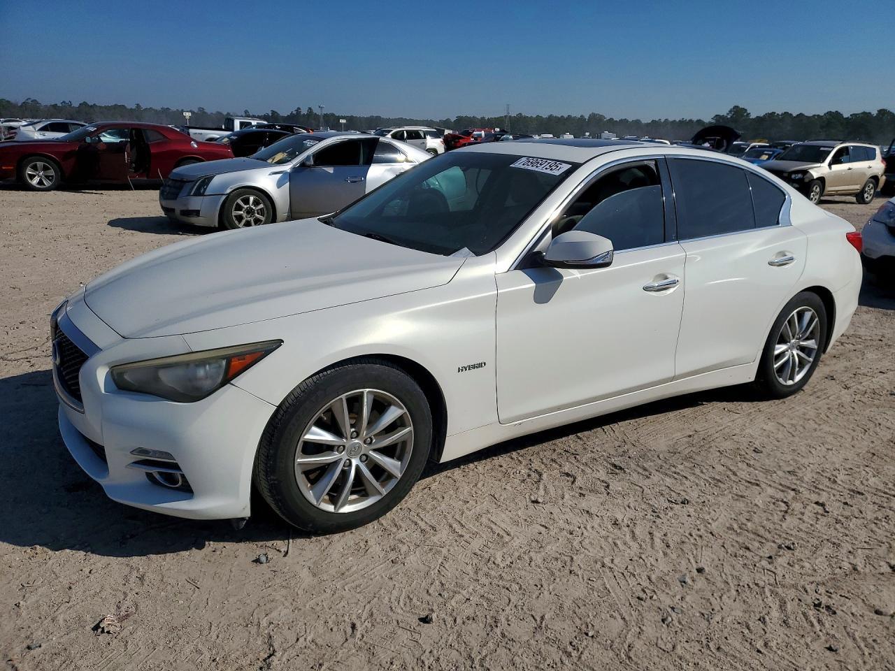 2014 INFINITI Q50