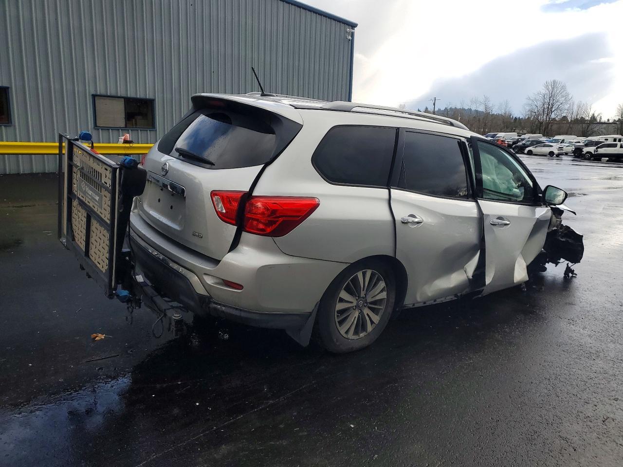 2018 NISSAN PATHFINDER
