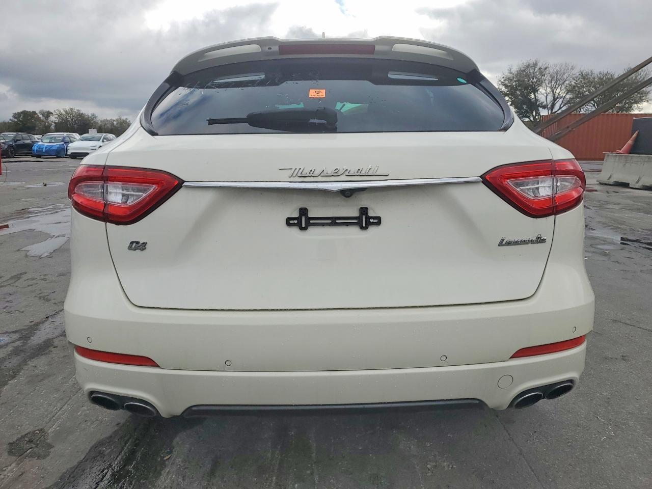 2017 MASERATI Levante