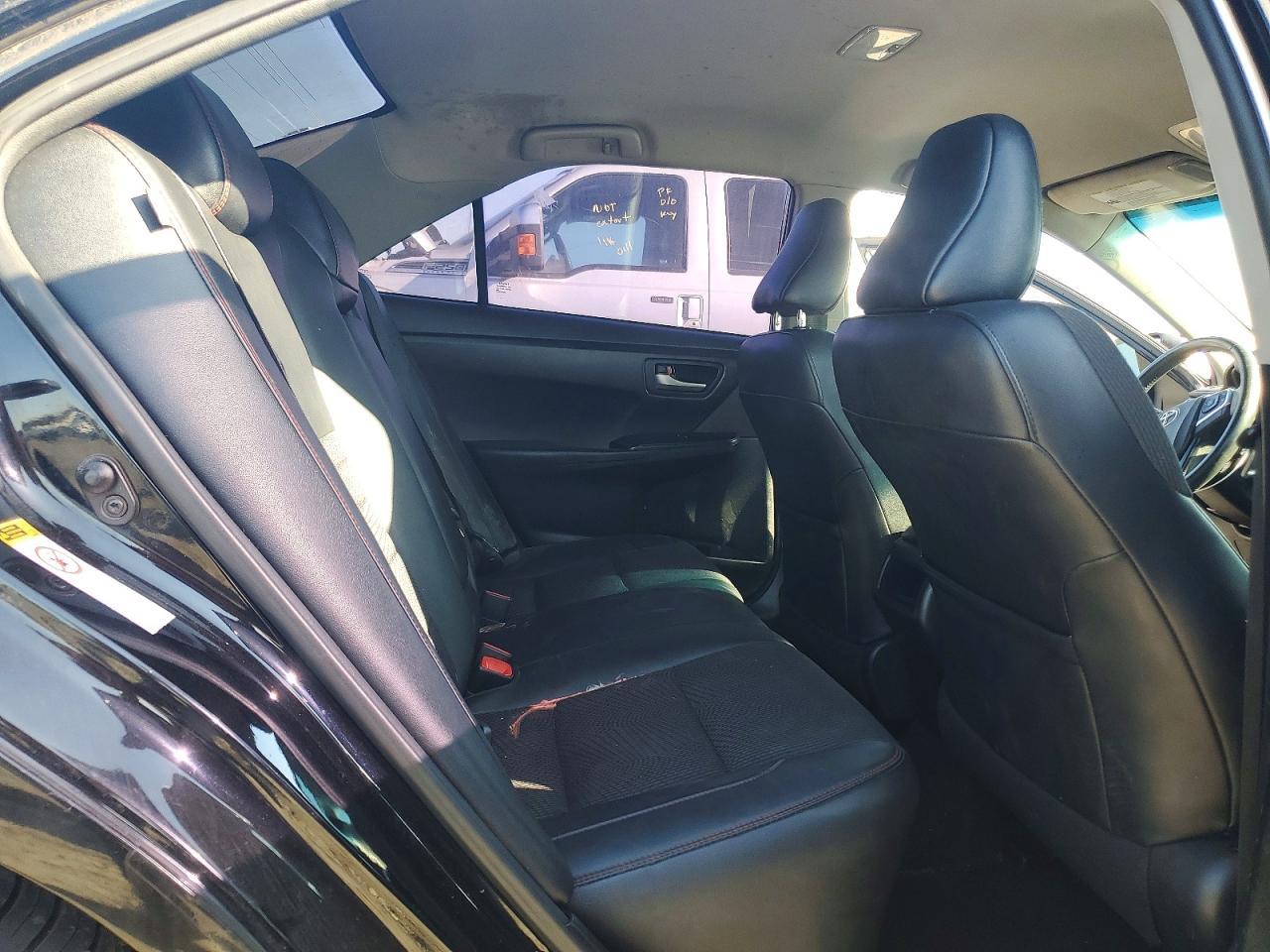 2017 TOYOTA CAMRY