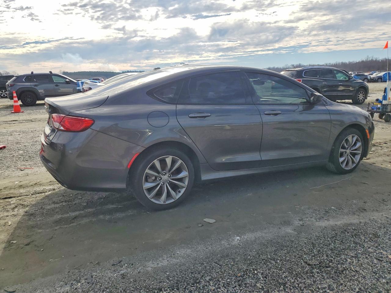 2015 CHRYSLER 200
