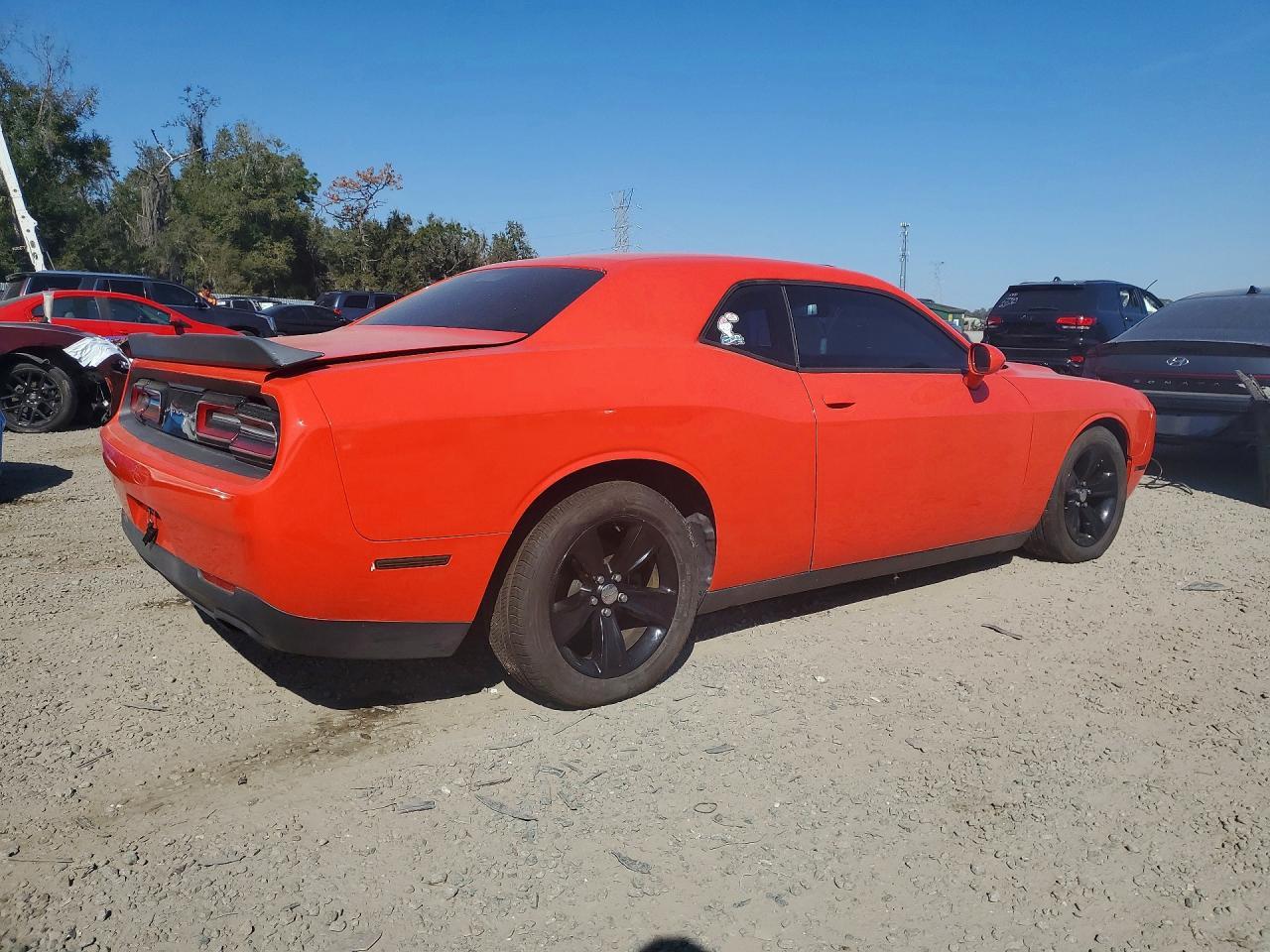 2016 DODGE Challenger