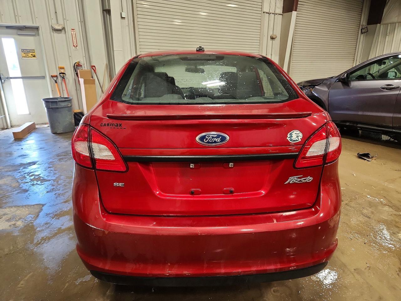 2011 FORD Fiesta