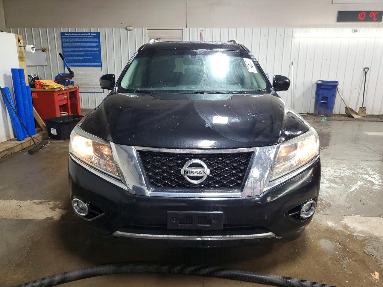 2016 NISSAN PATHFINDER