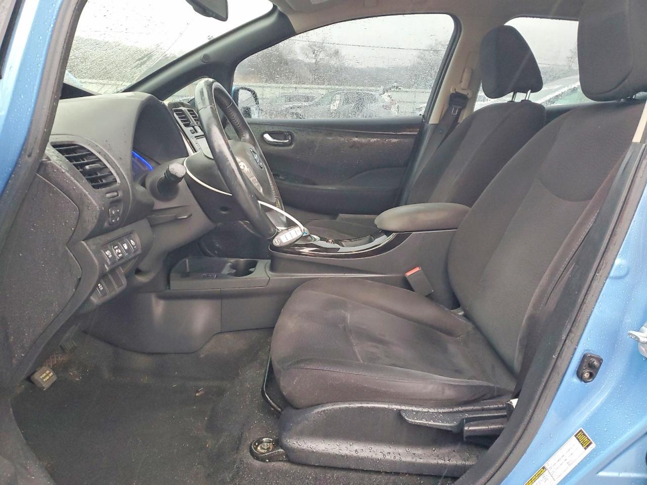 2013 NISSAN LEAF