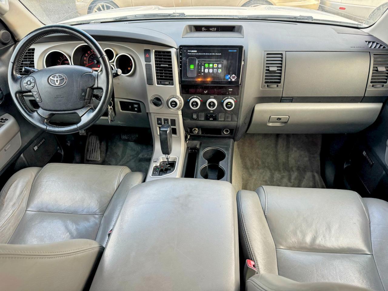 2008 TOYOTA Sequoia