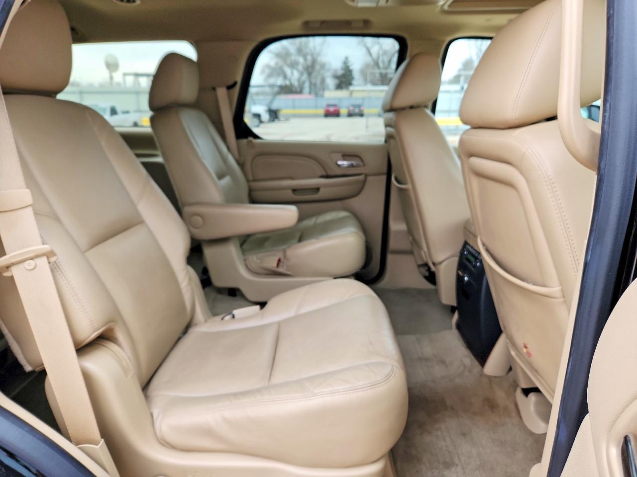 2014 CADILLAC ESCALADE