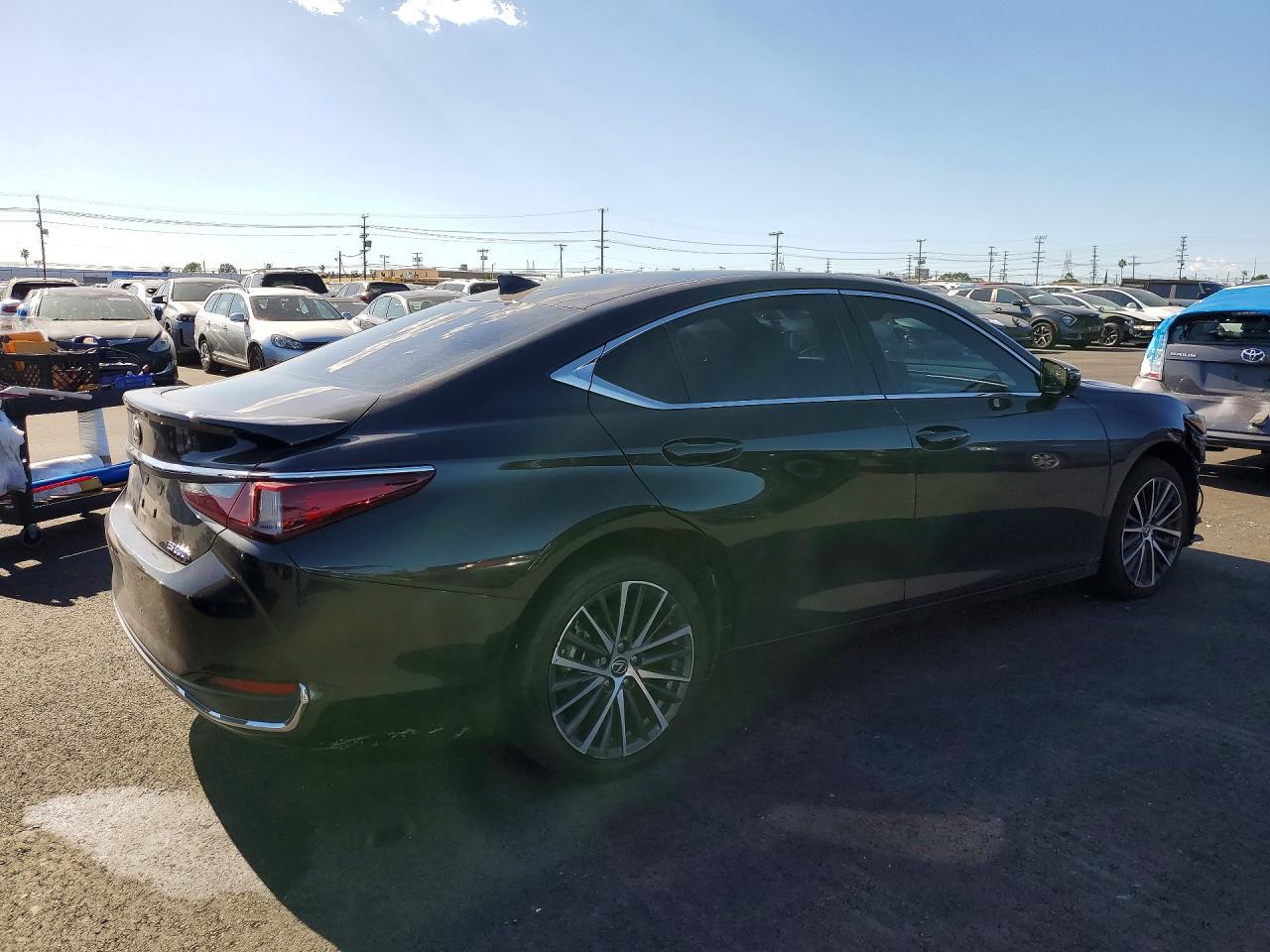 2024 LEXUS ES 300H