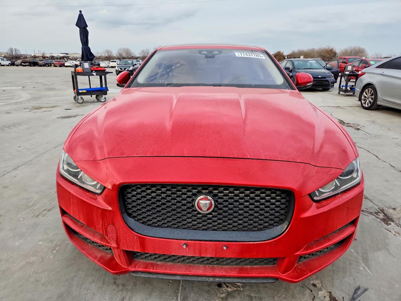 2018 JAGUAR XE