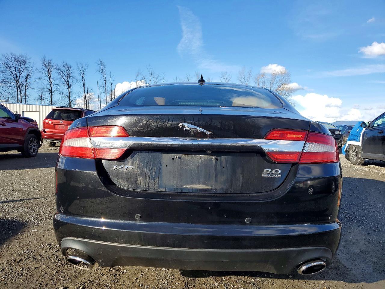 2013 JAGUAR XF