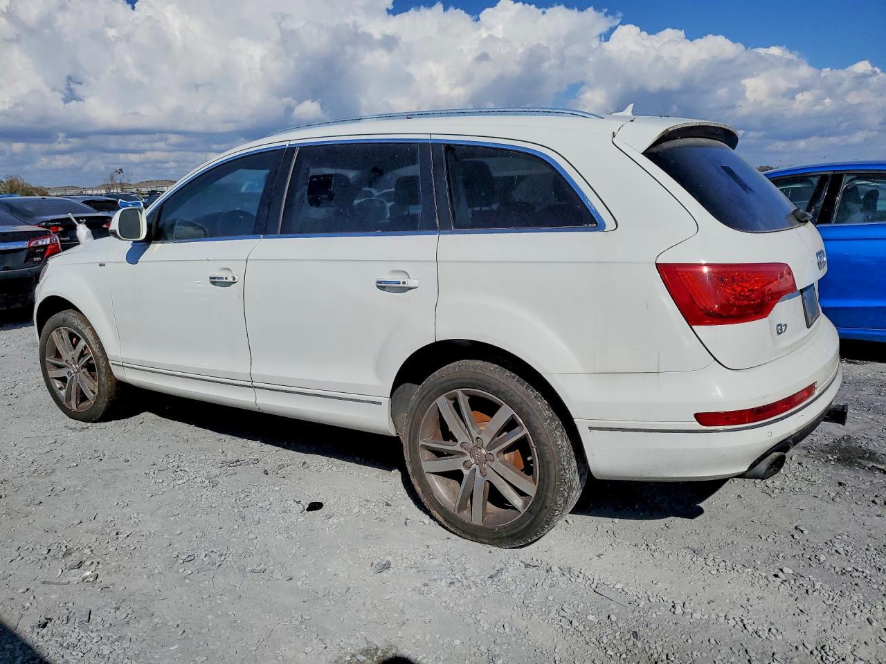 2015 AUDI Q7