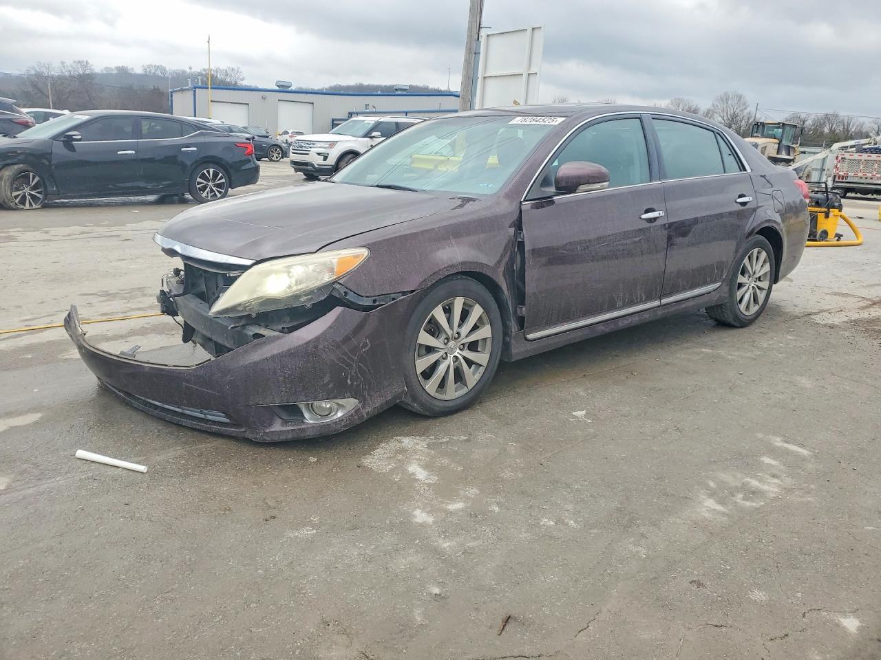 2012 TOYOTA Avalon