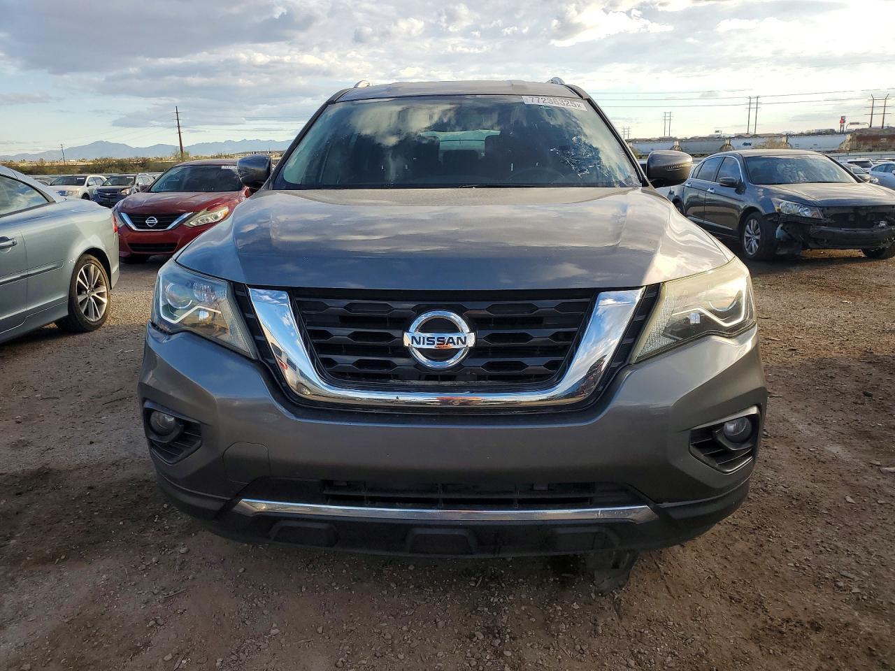 2017 NISSAN PATHFINDER