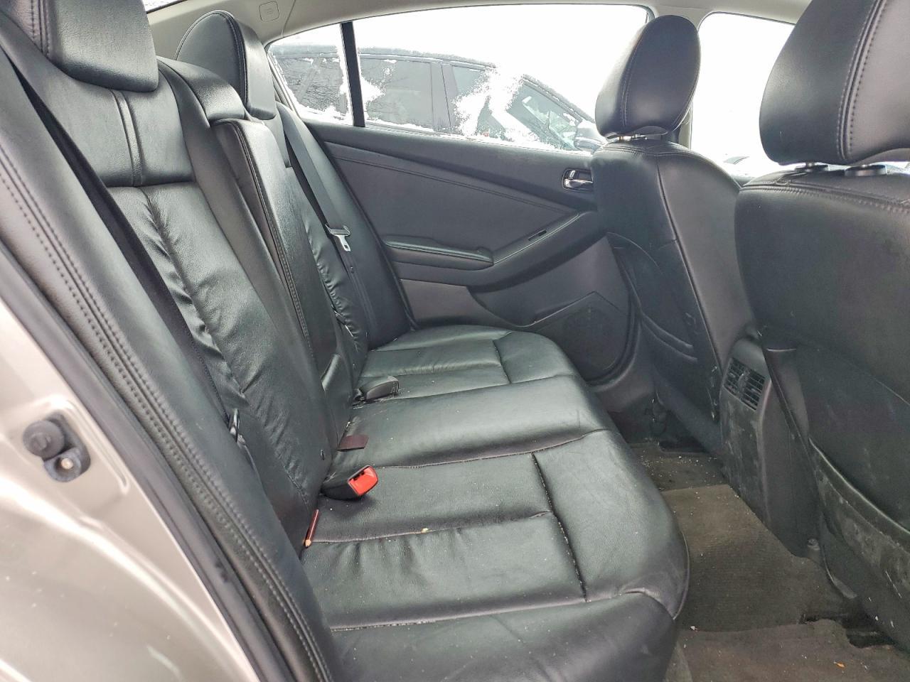 2012 NISSAN ALTIMA