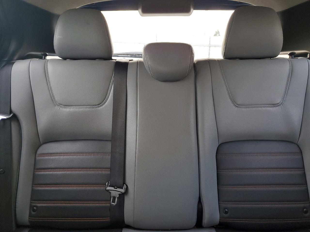 2021 NISSAN KICKS