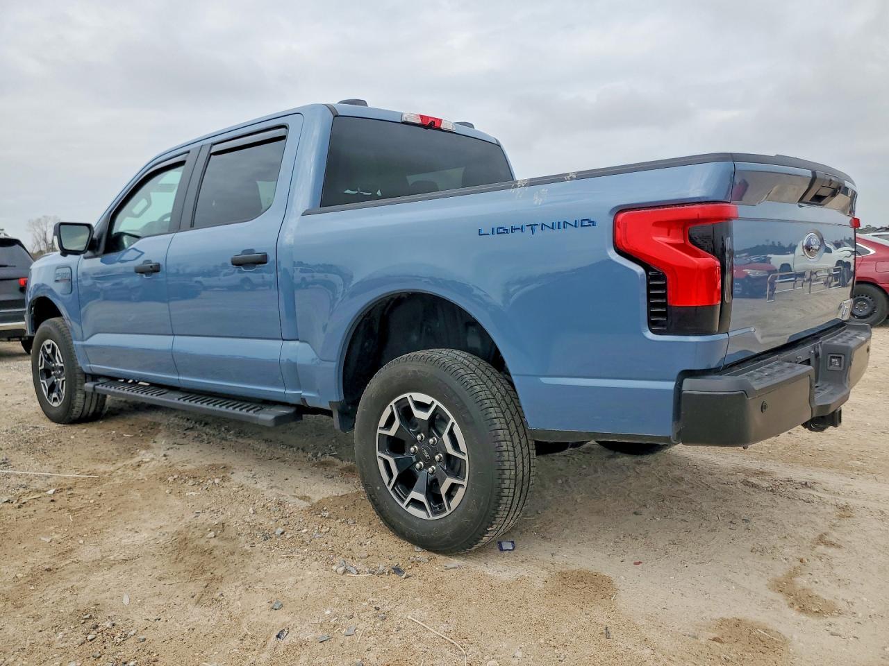 2023 FORD F-150 Lightning