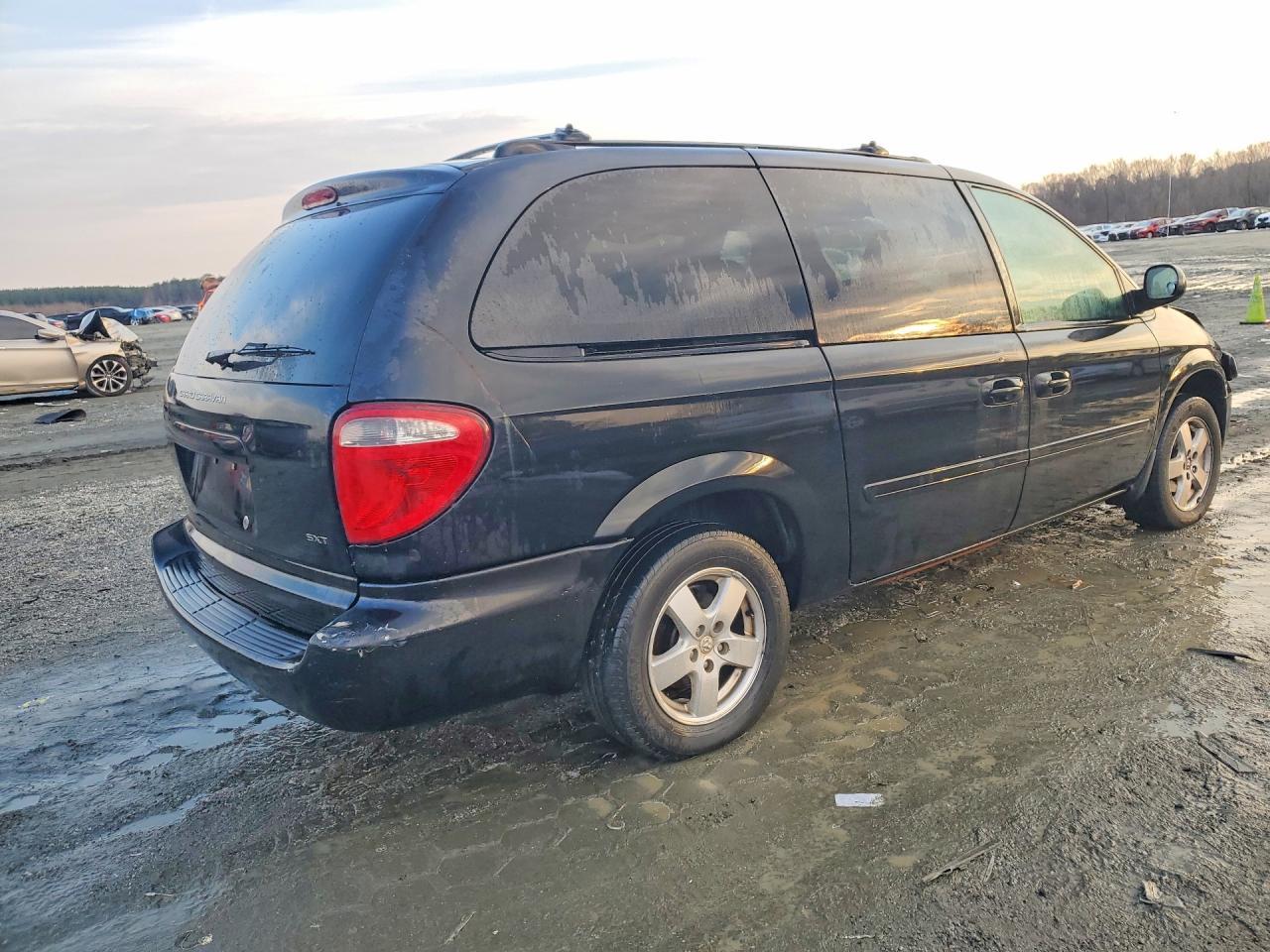 2005 DODGE GRAND CARAVAN