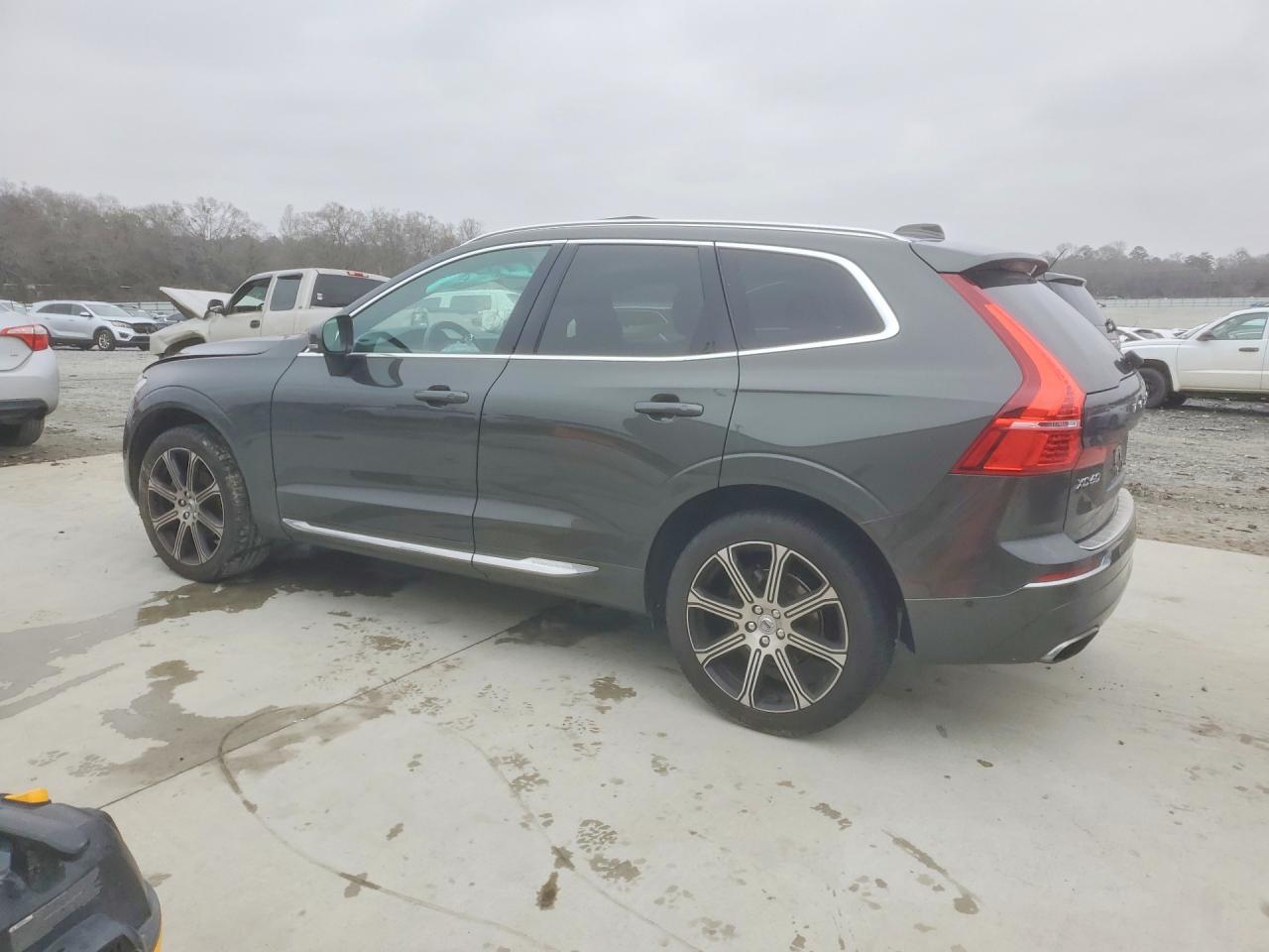 2019 VOLVO XC60
