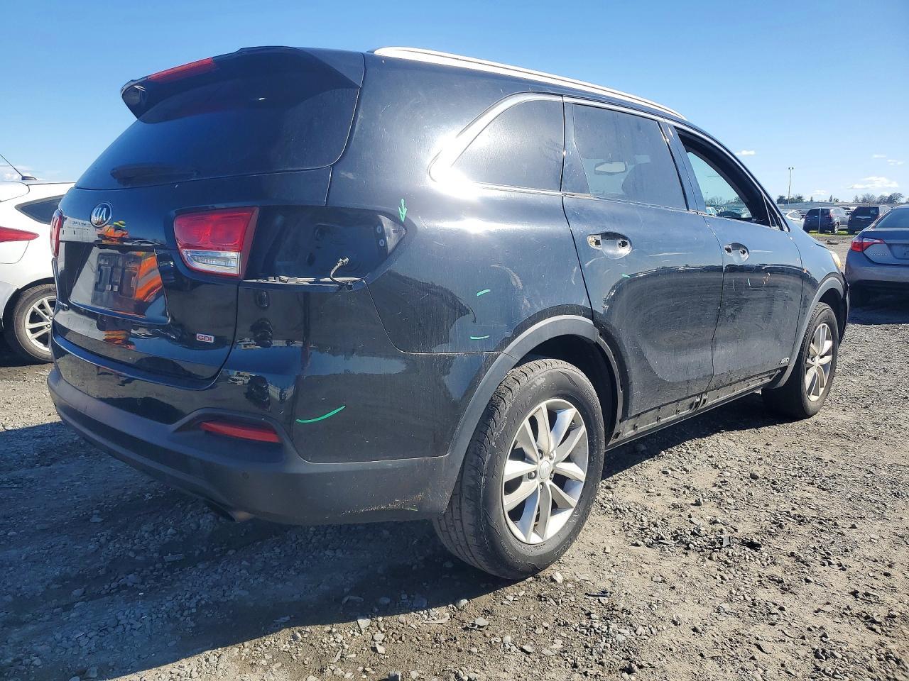 2016 KIA SORENTO