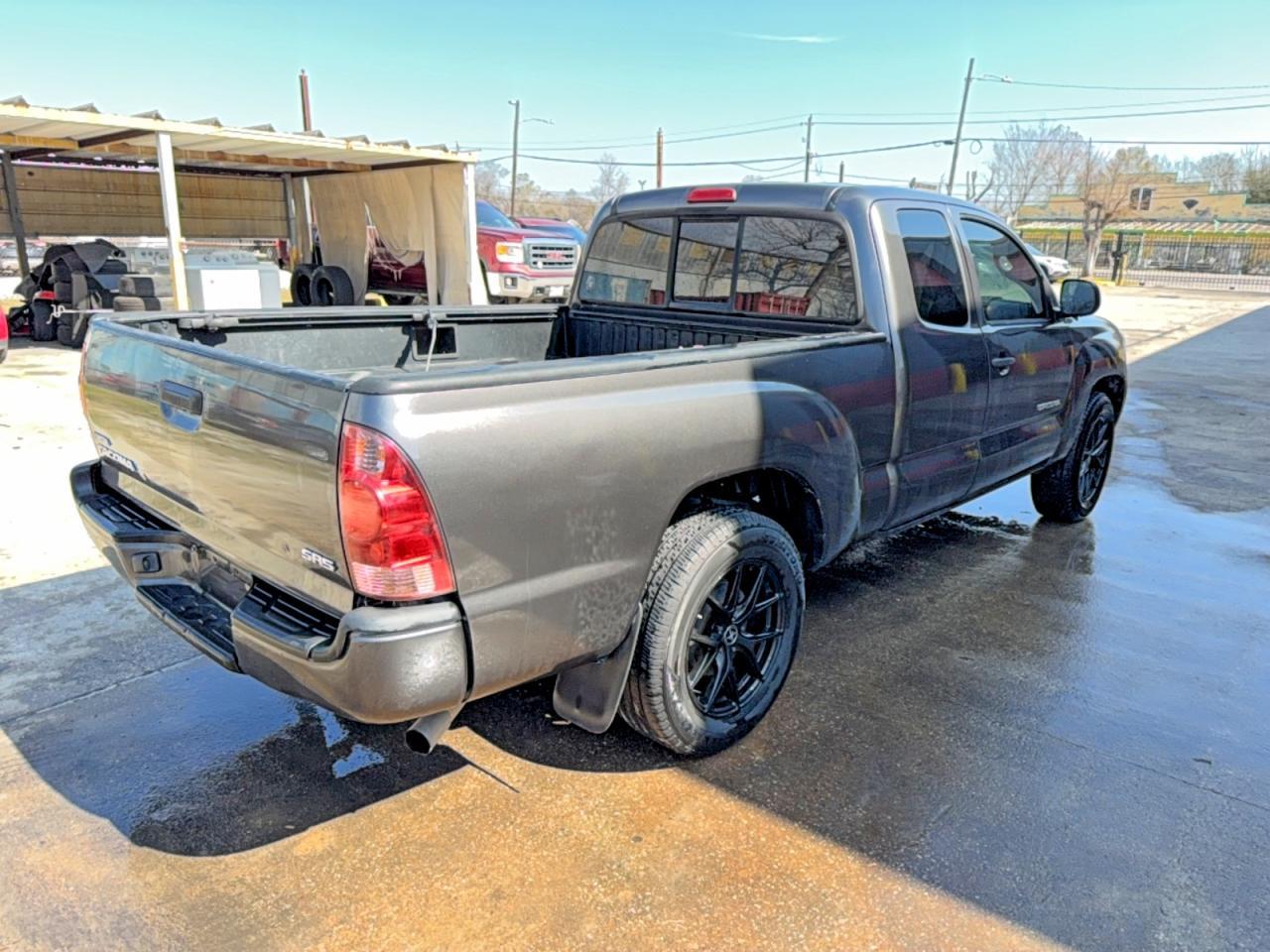 2011 TOYOTA TACOMA