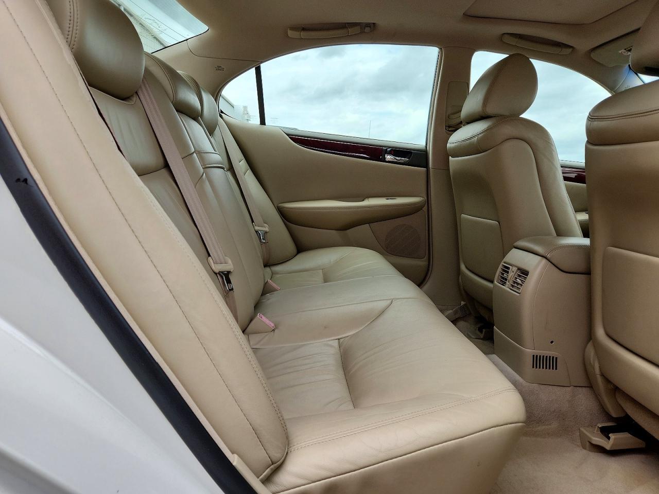 2002 LEXUS Es 300