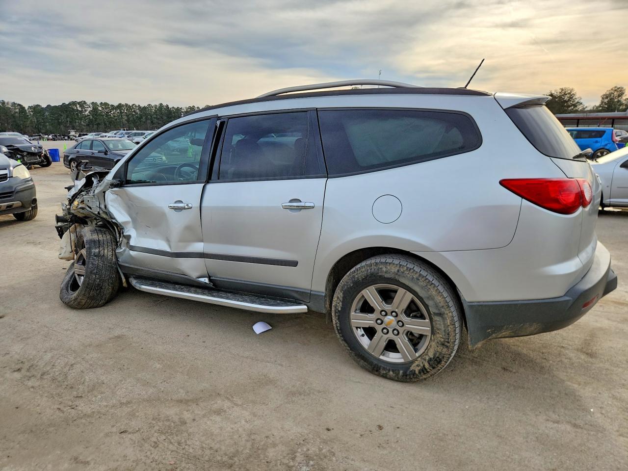 2011 CHEVROLET TRAVERSE