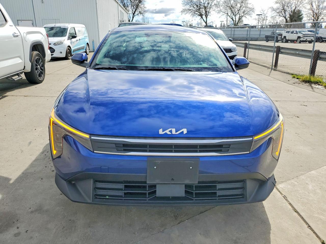 2025 KIA K4