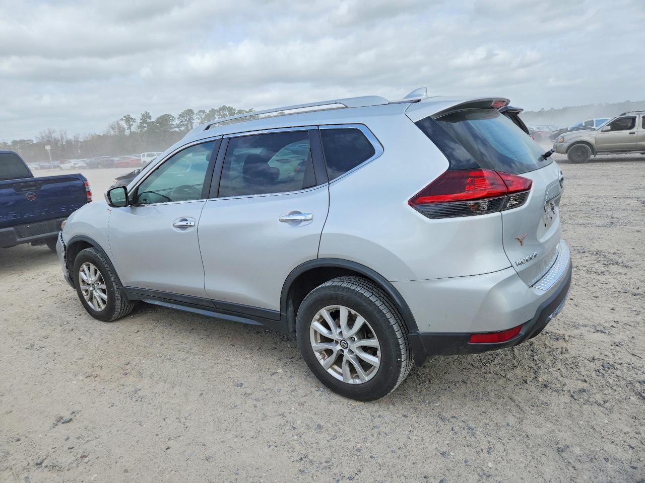 2018 NISSAN ROGUE
