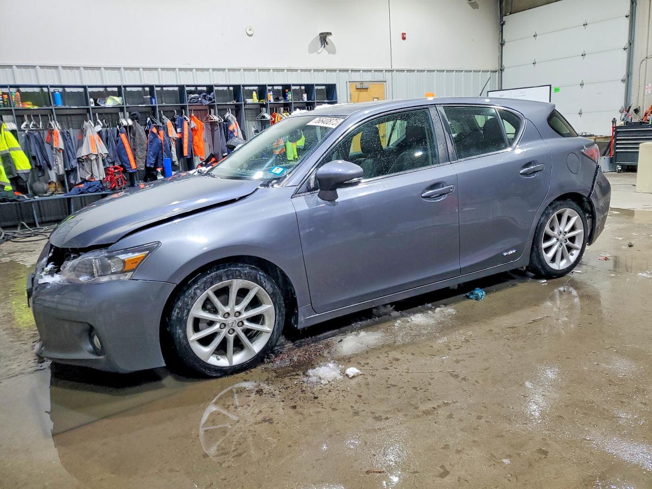 2013 LEXUS CT 200H