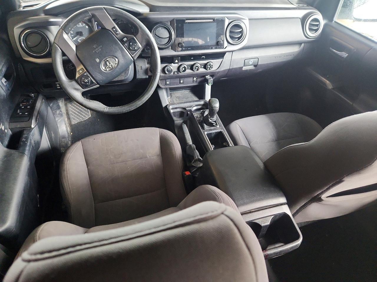 2016 TOYOTA TACOMA