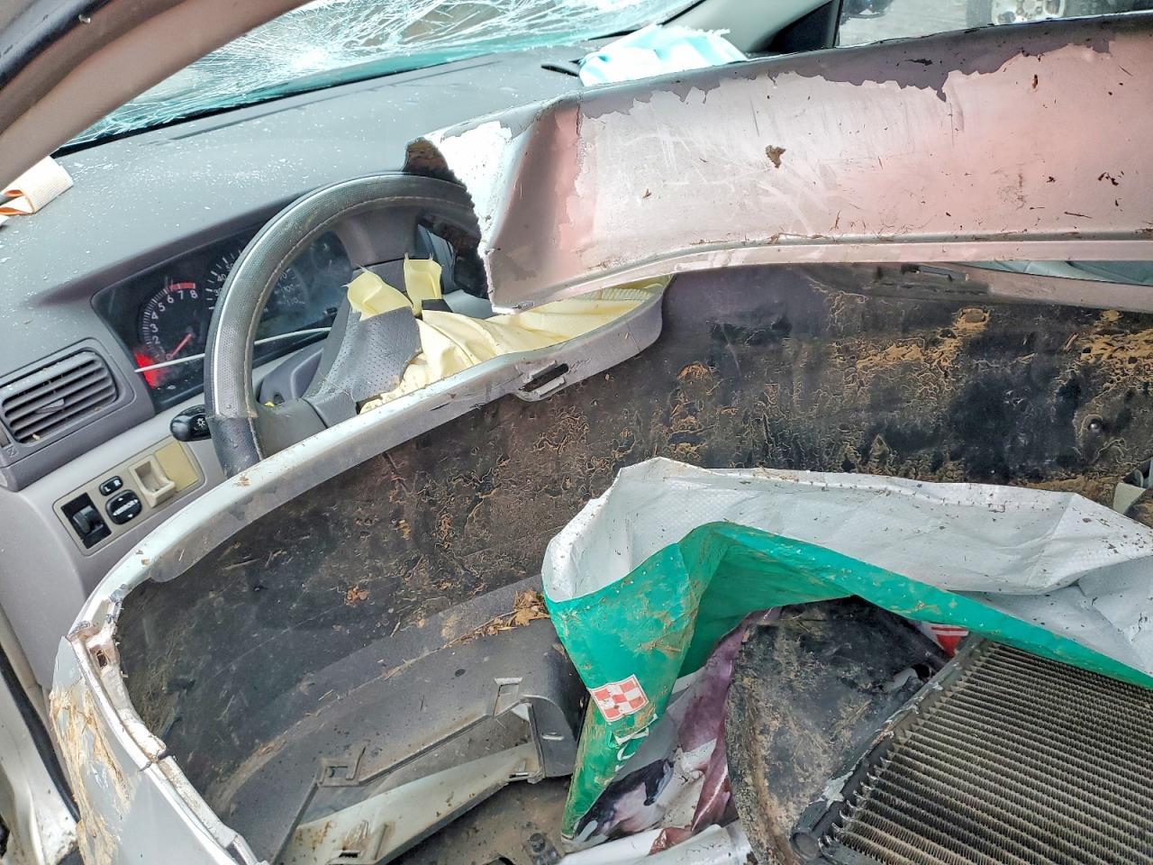 2004 TOYOTA COROLLA