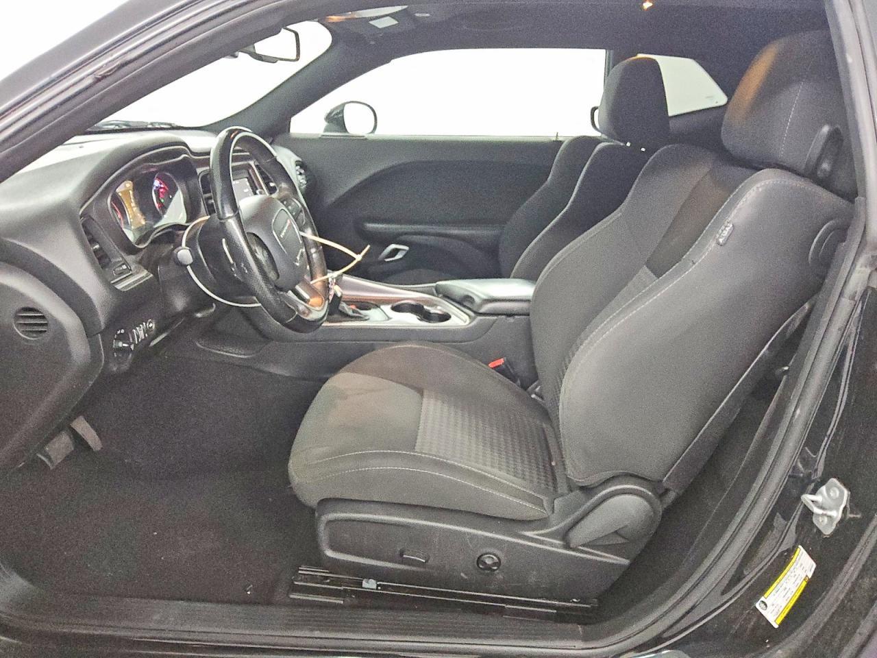 2019 DODGE Challenger