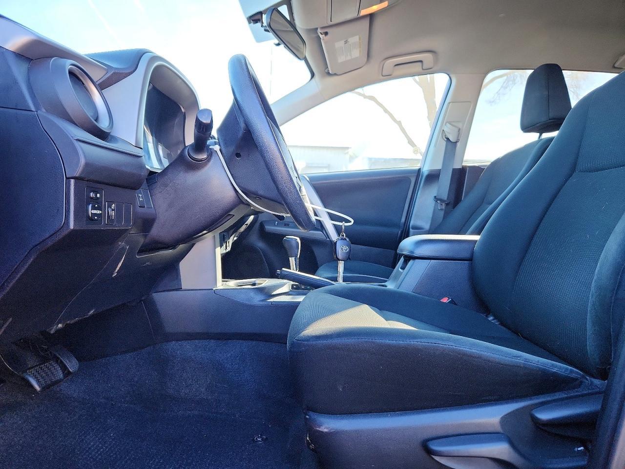 2016 TOYOTA RAV4