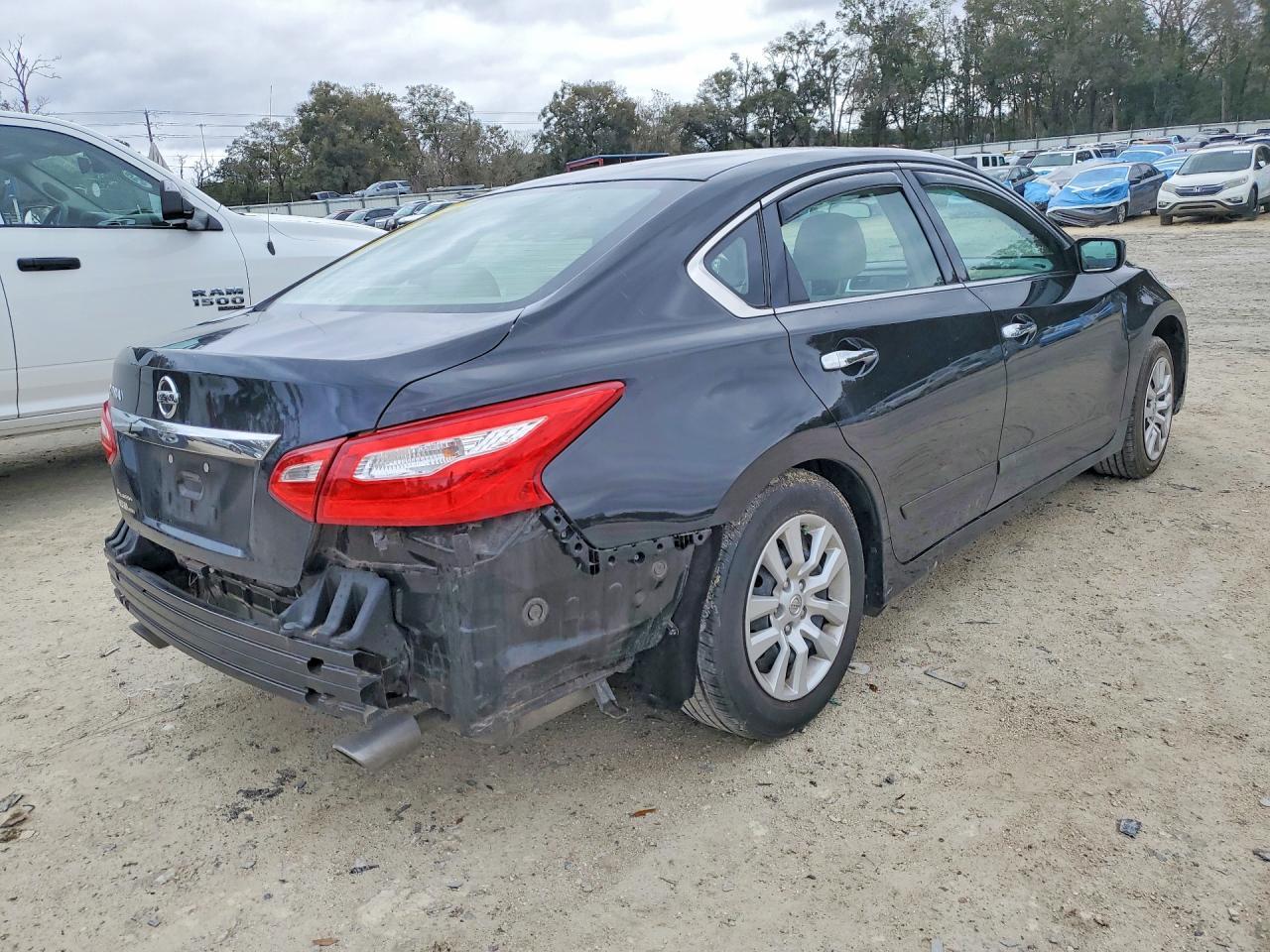 2017 NISSAN ALTIMA