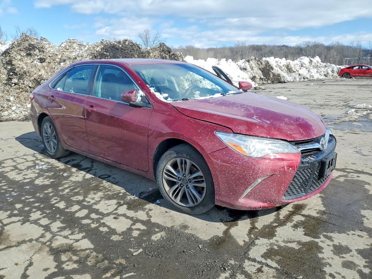 2016 TOYOTA CAMRY