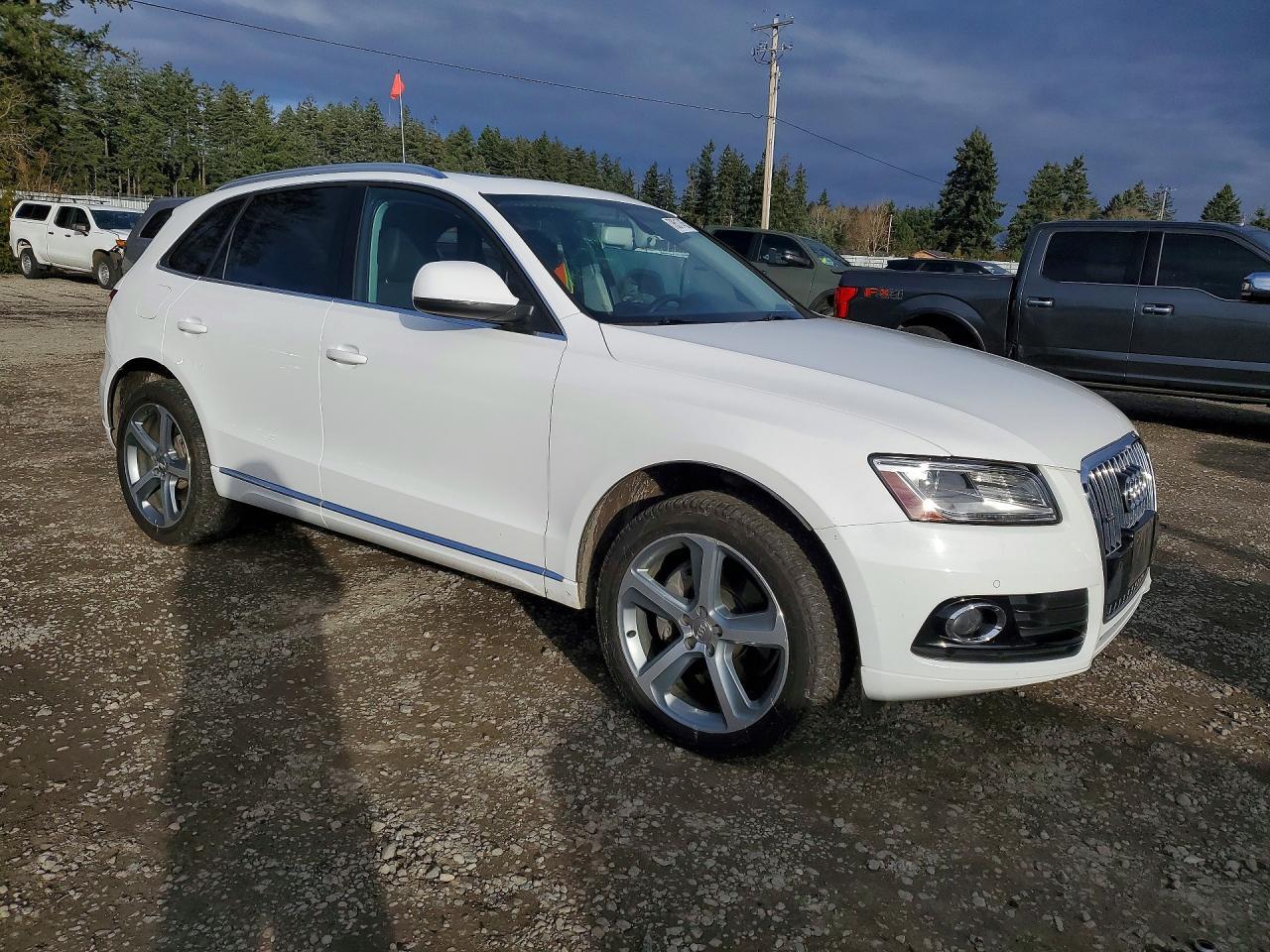 2014 AUDI Q5